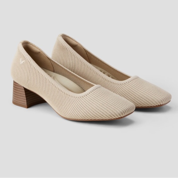Vivaia Melody Pro Square Toe Almond Knit Chunky Heels Size 9.5 - Picture 1 of 12